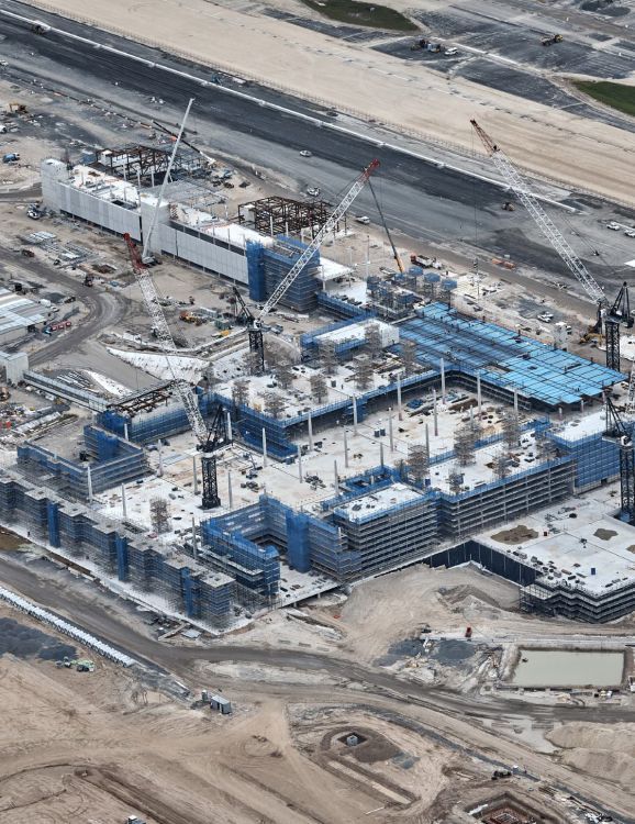 Aerial view of Western Sydney Airport under construction.