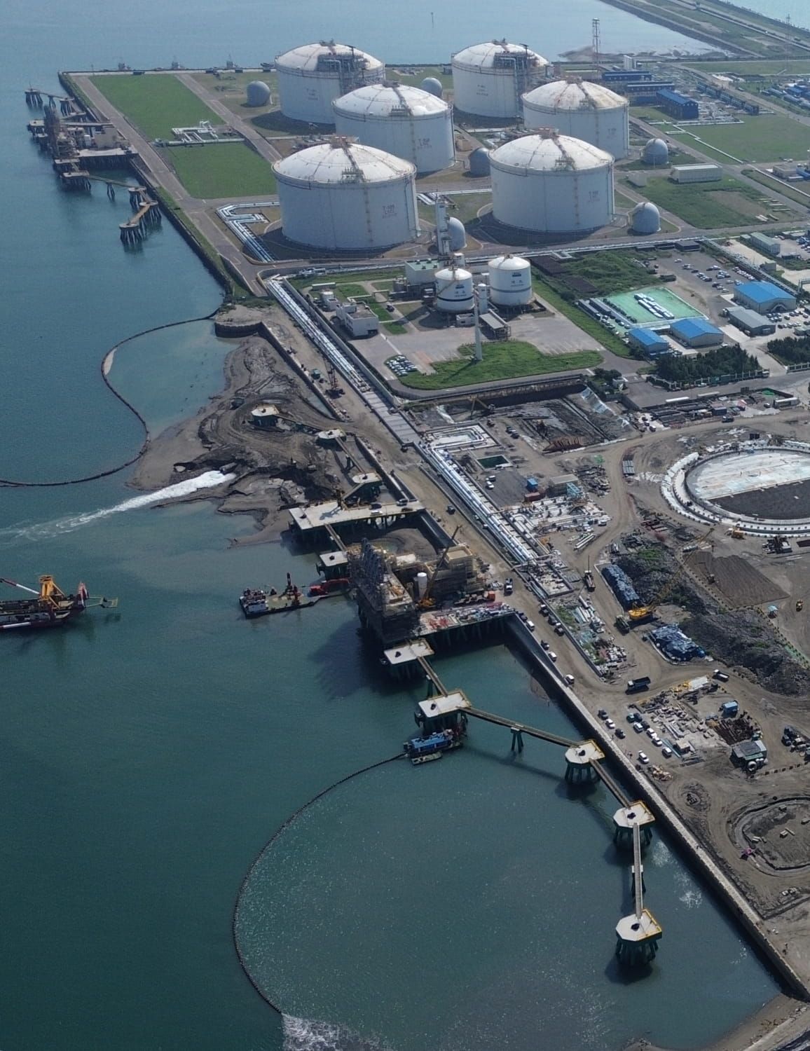 Aerial view of Taichung Liquefied Natural Gas facility.